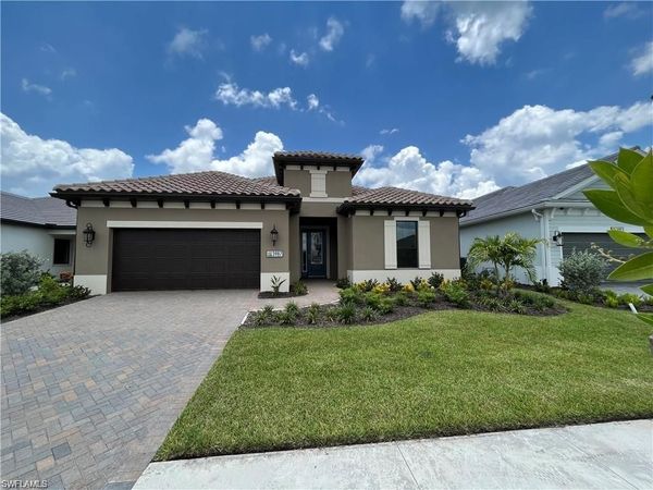 3987 Pegasus WAY, NAPLES, FL 34120