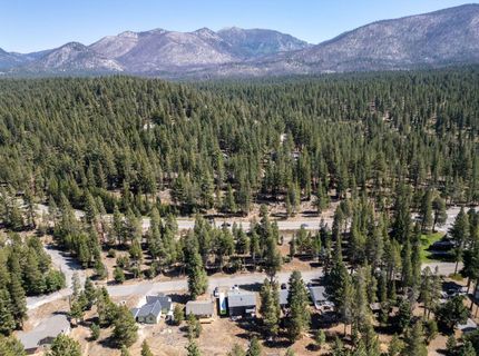 1675 Arapahoe St, South Lake Tahoe, CA 96150 Photo