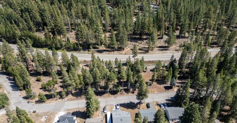1675 Arapahoe St, South Lake Tahoe, CA 96150 Photo