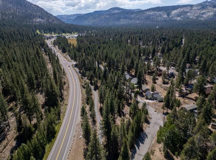 1675 Arapahoe St, South Lake Tahoe, CA 96150 Photo