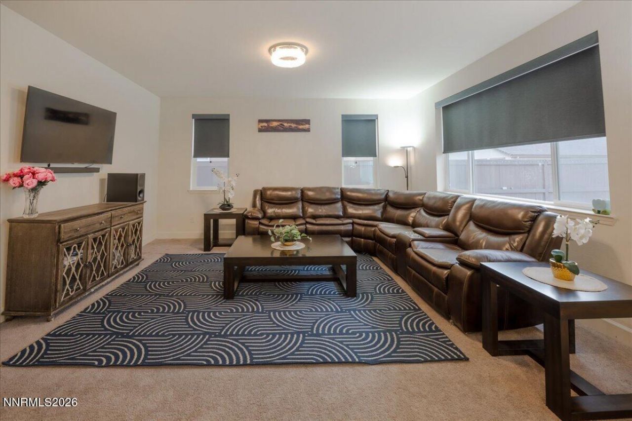 6847 Ronaldinho Drive, Sparks, NV 89436 Photo