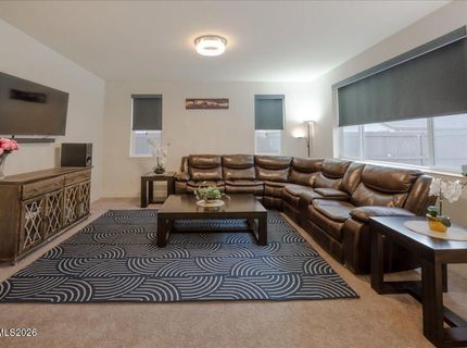 6847 Ronaldinho Drive, Sparks, NV 89436 Photo