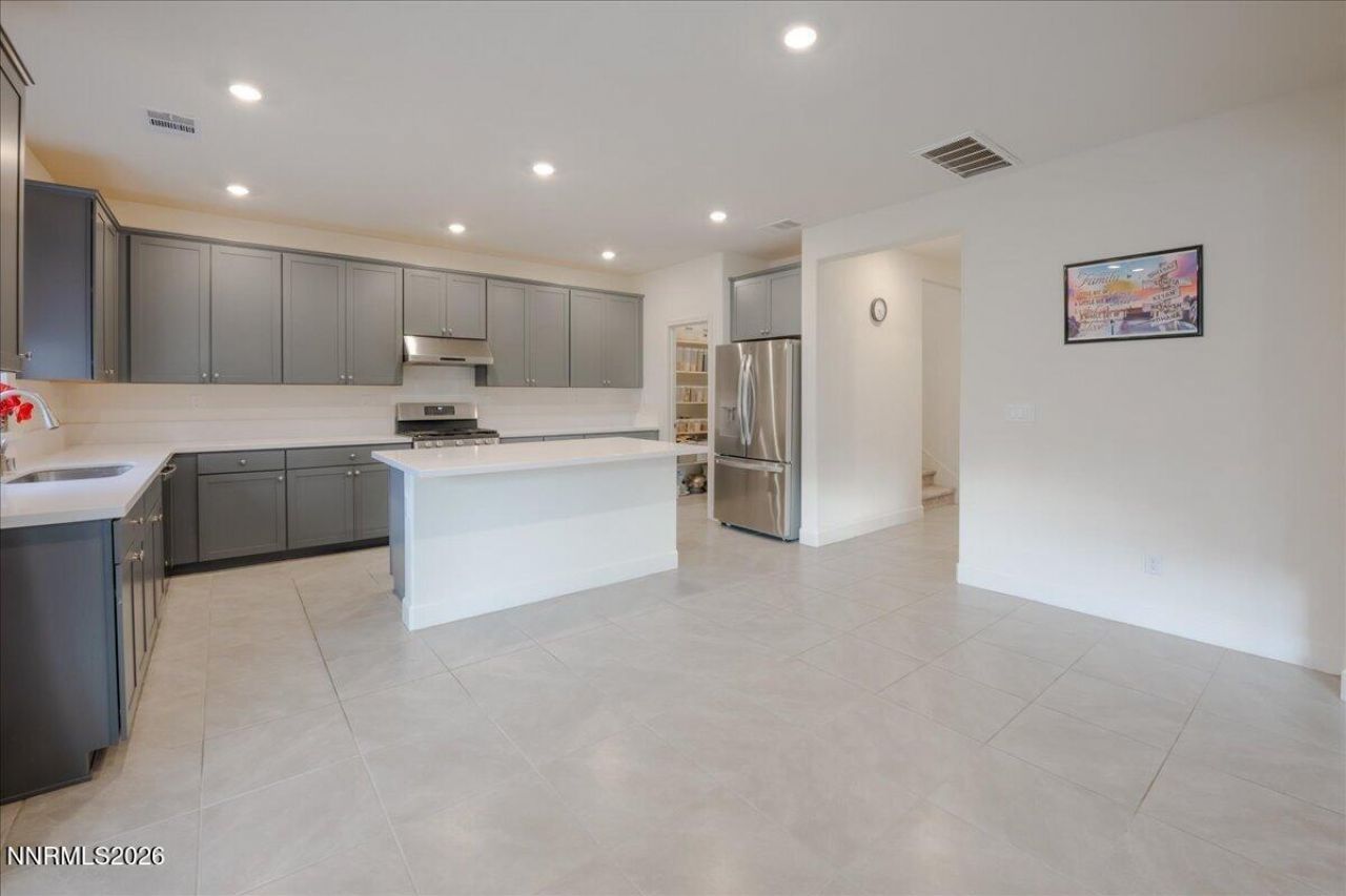 6847 Ronaldinho Drive, Sparks, NV 89436 Photo