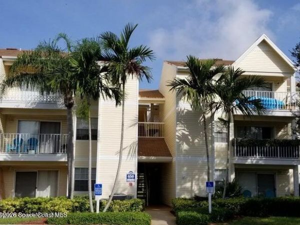 650 Island Club Court, Unit 149, Indialantic, FL 32903