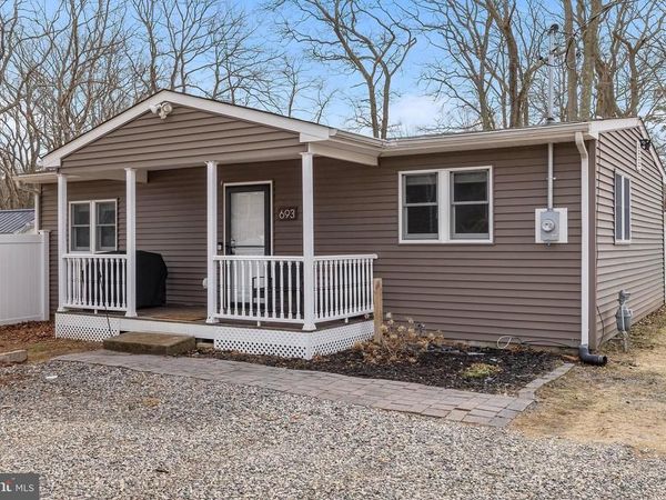 693 LAKE BARNEGAT DR N, LANOKA HARBOR, NJ 08734