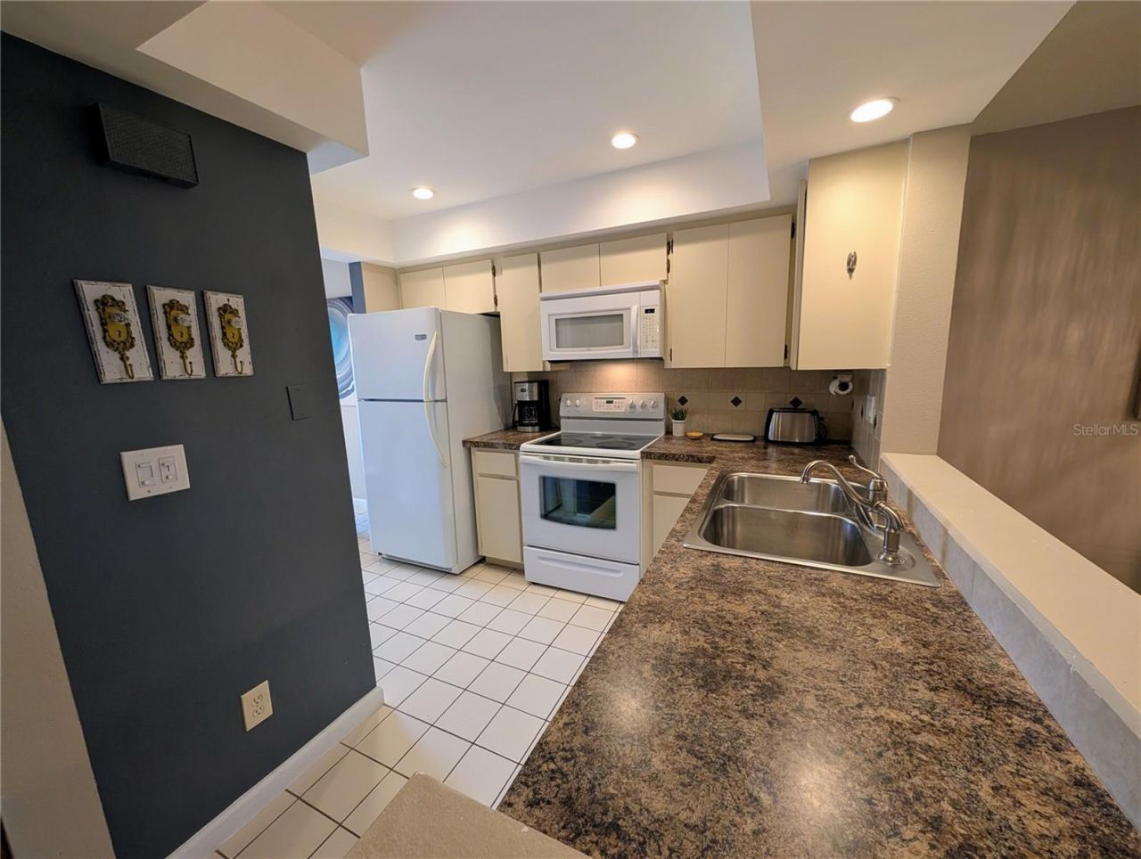 6896 W Country Club Lane, Unit 148, Sarasota, FL 34243 Photo