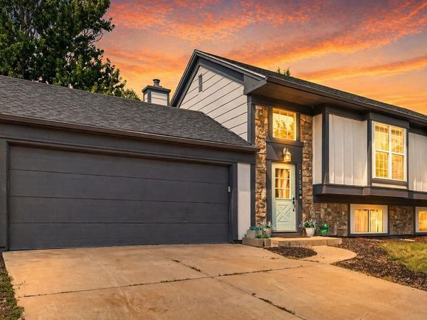 21550 E Alamo Place, Centennial, CO 80015