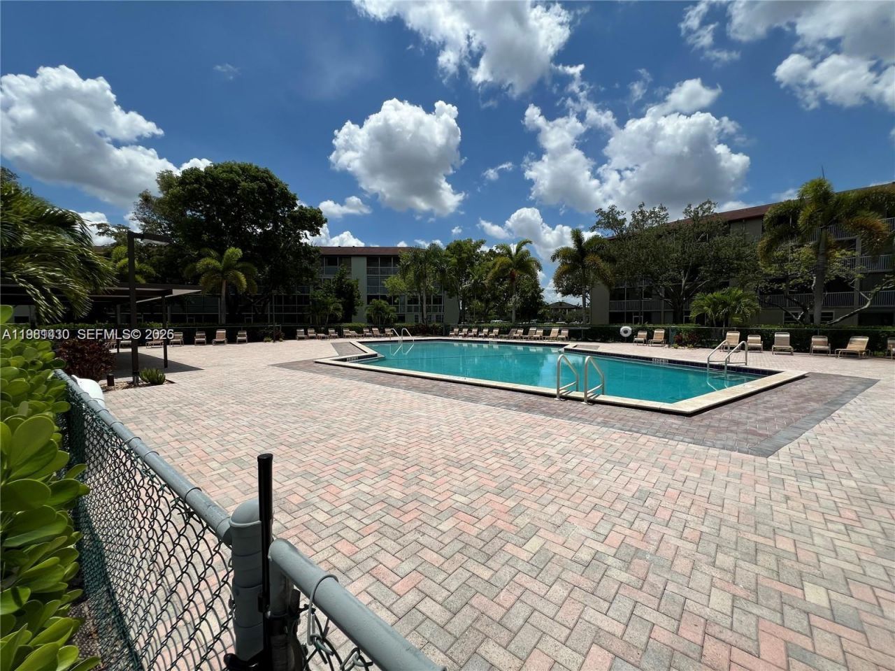 850 SW 133rd Ter, Unit 201B, Pembroke Pines, FL 33027 Photo