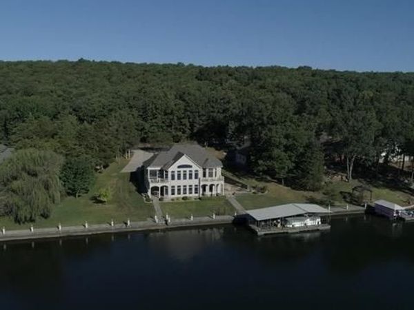 1602 Woodson Drive , Owensville, MO 65066