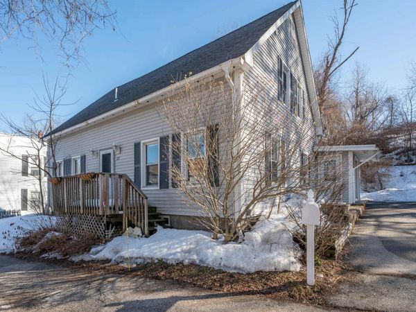 12 Chase Street, Hooksett, NH 03106