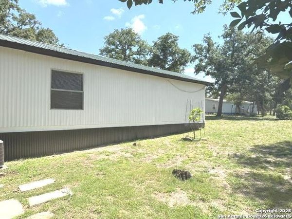 108 Deep Woods, Seguin, TX 78155