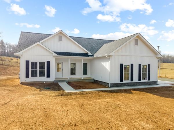 1047 Barberry RD SE, Floyd, VA 24091