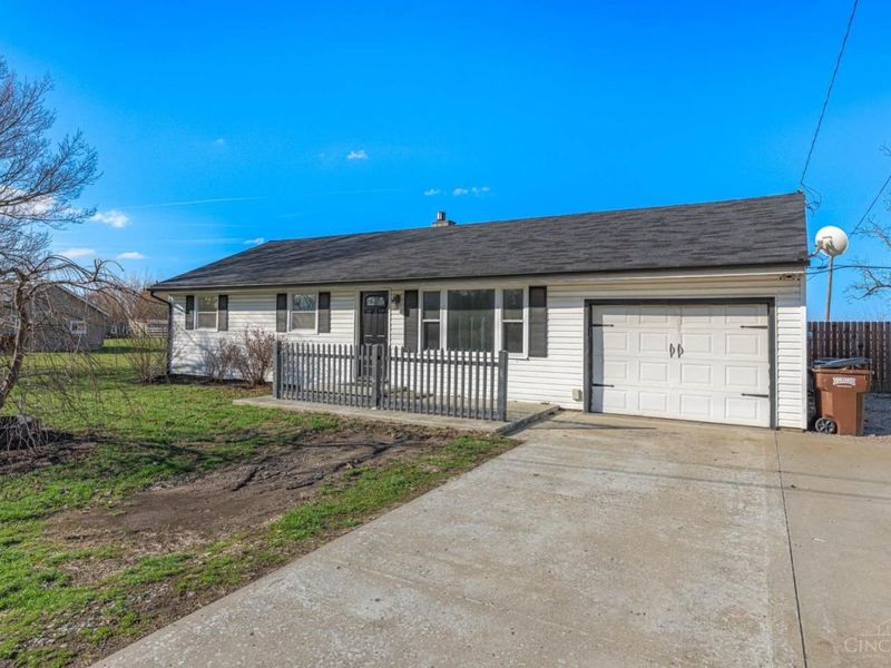 4542 Oxford Middletown Road, Jacksonburg, OH 45067 Photo 1