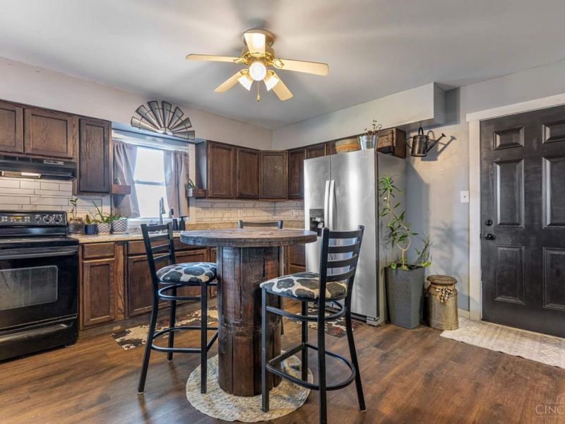 4542 Oxford Middletown Road, Jacksonburg, OH 45067 Photo 8