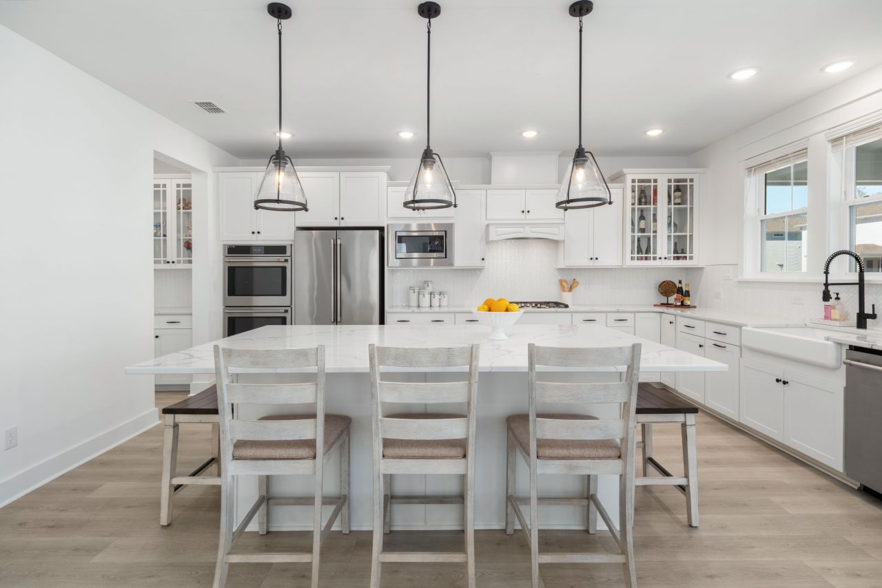 1562 N Lakeshore Drive Photo 13