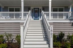 1562 N Lakeshore Drive photo 4