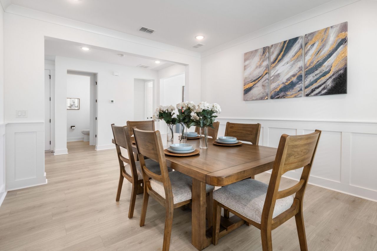 1562 N Lakeshore Drive Photo 20