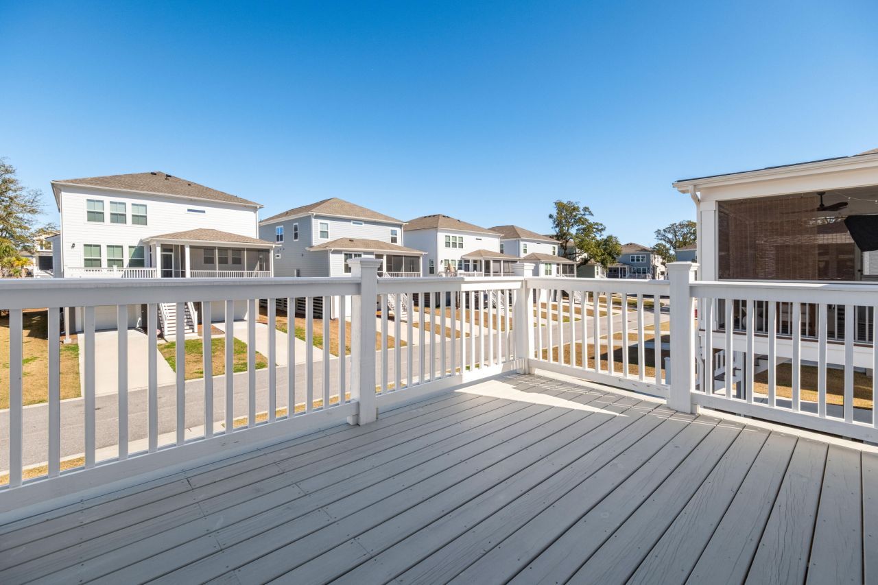 1562 N Lakeshore Drive Photo 32