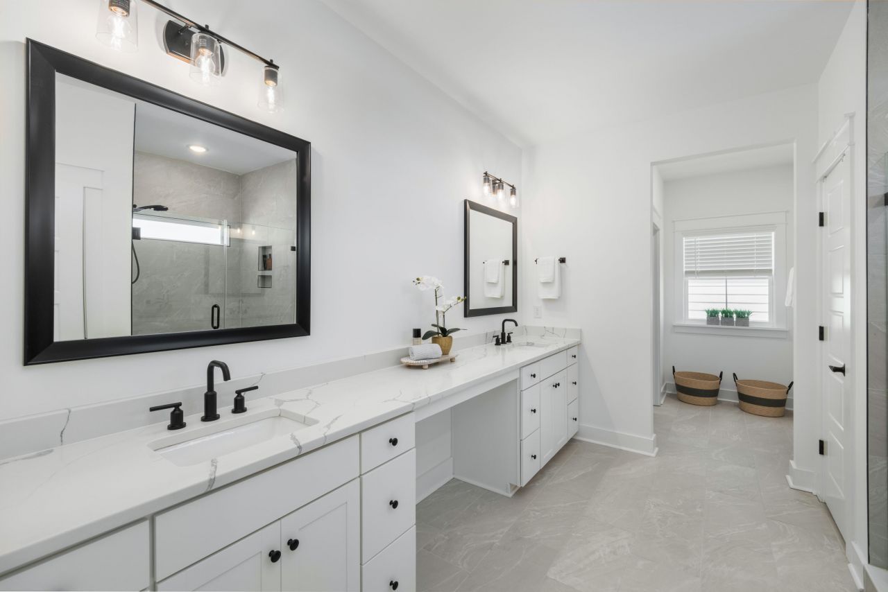 1562 N Lakeshore Drive Photo 41