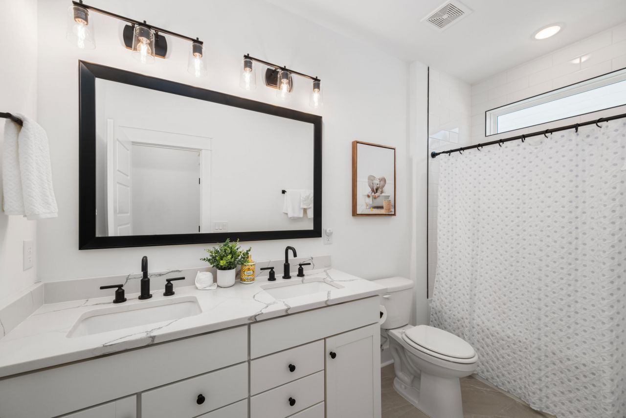 1562 N Lakeshore Drive Photo 49