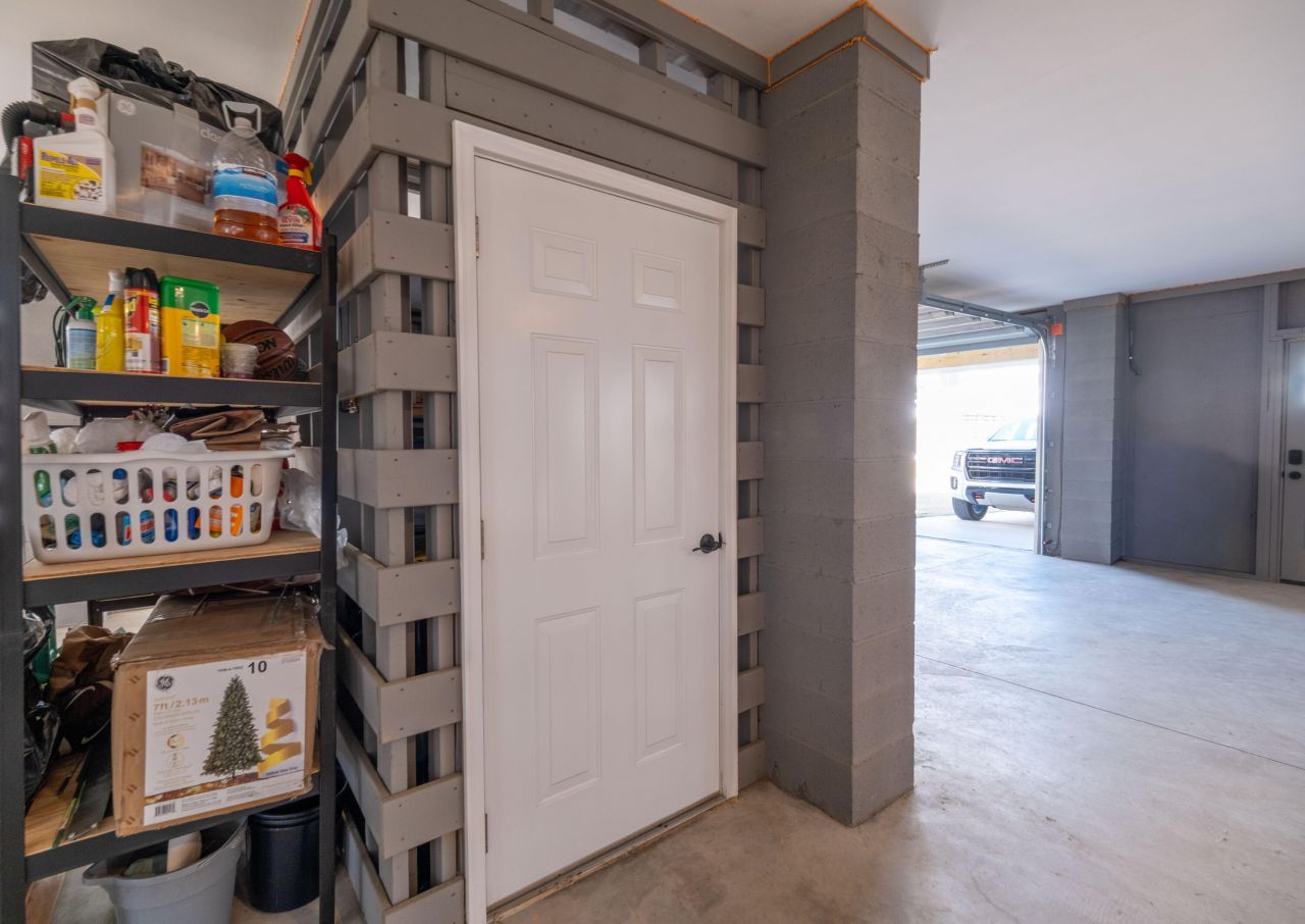 1562 N Lakeshore Drive Photo 58