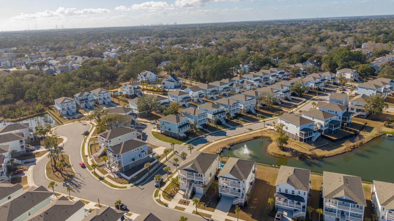 1562 N Lakeshore Drive Photo 66