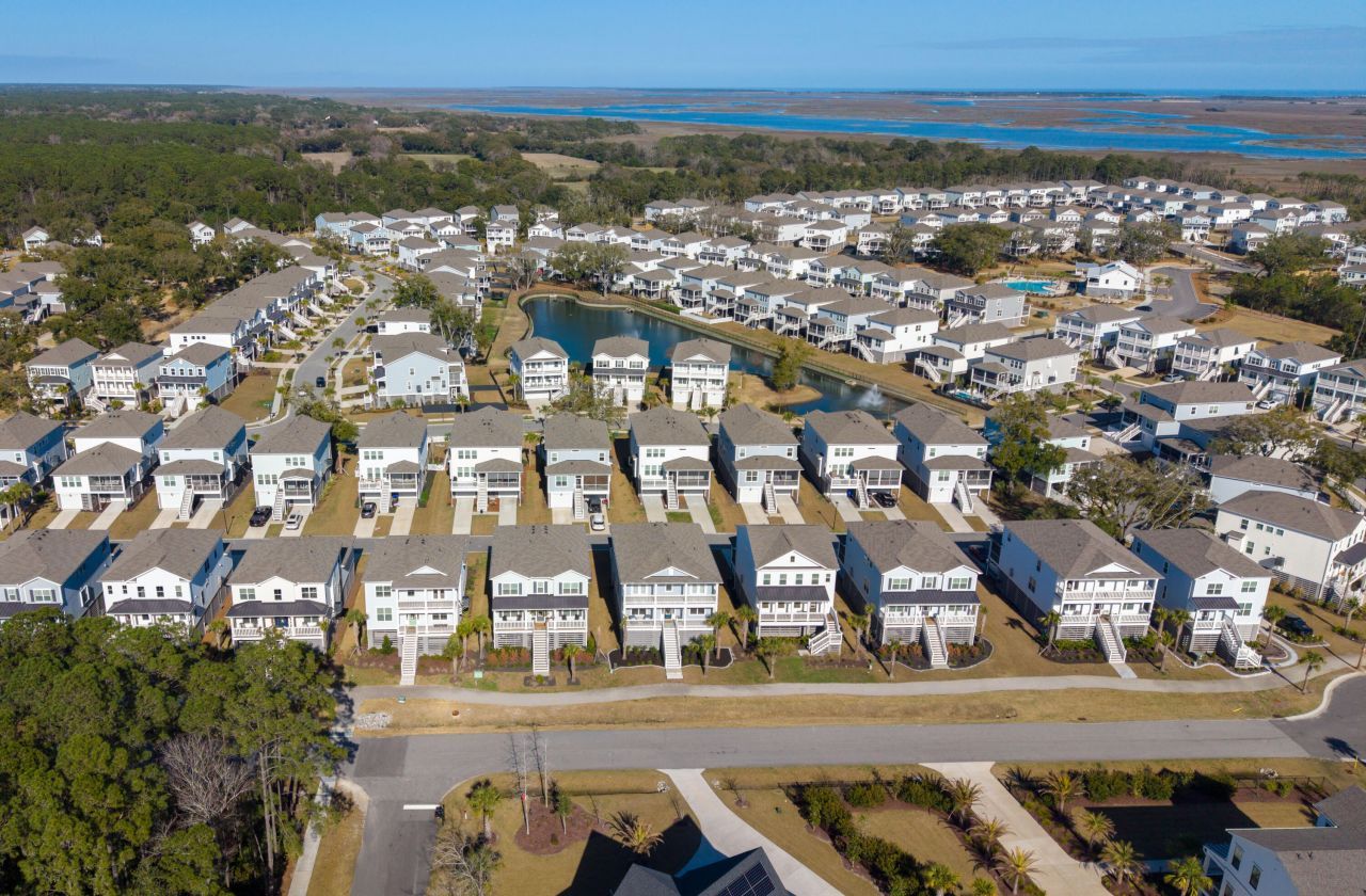 1562 N Lakeshore Drive Photo 69