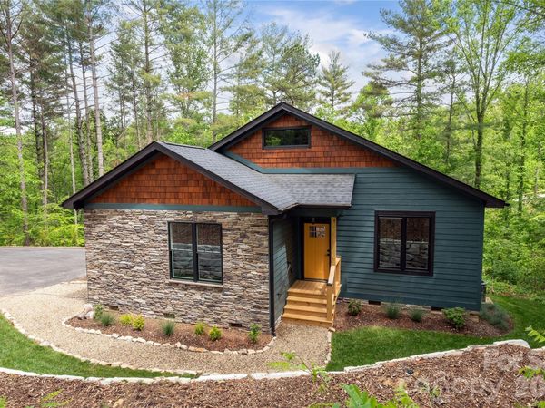 22 Deep Woods Road, Weaverville, NC 28787