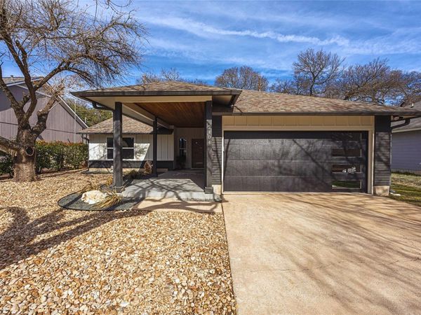 2404 Monarch DR, Austin, TX 78748