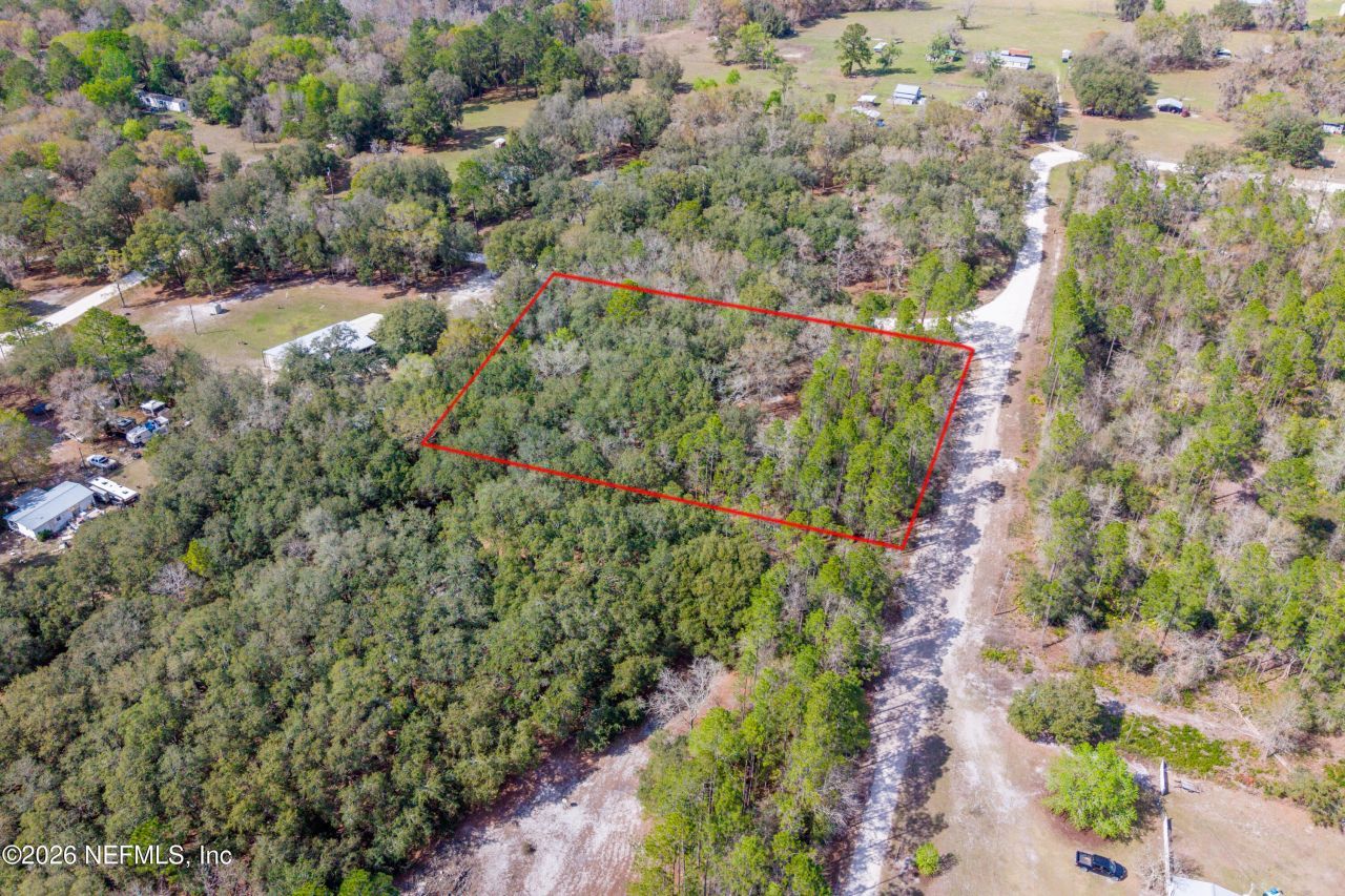 9094 SE 50th Avenue, Hampton, FL 32044 Photo