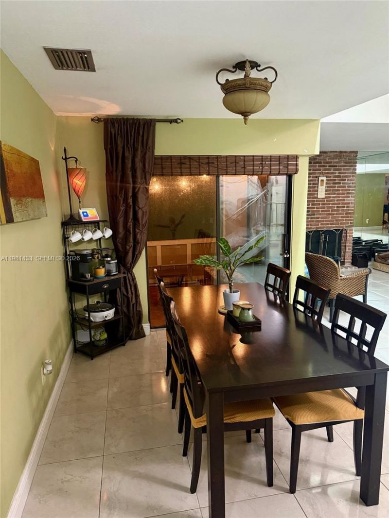 5119 SW 153rd Pl N, Miami, FL 33185 Photo