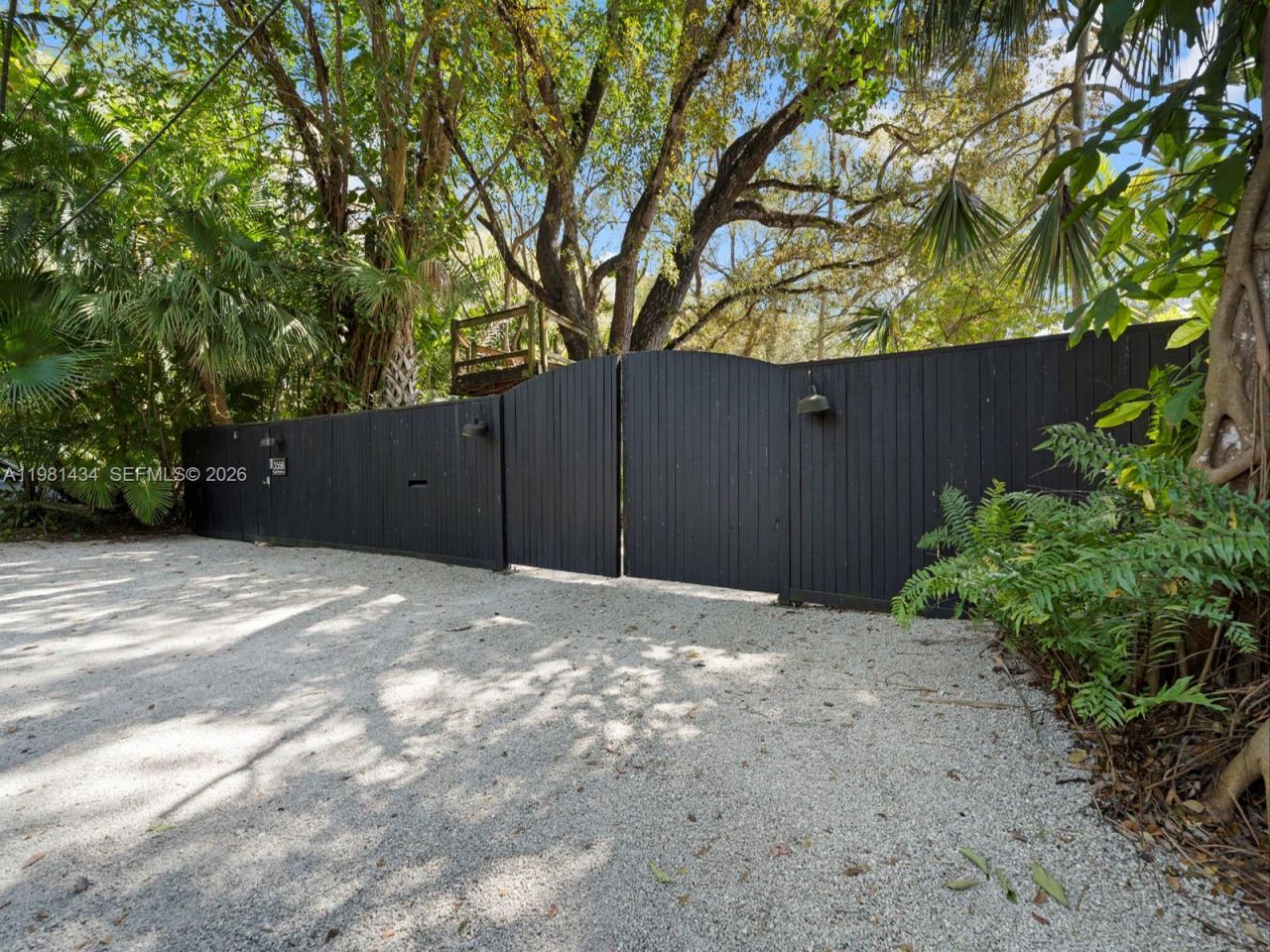 3558 Royal Palm Ave , Miami, FL 33133 Photo