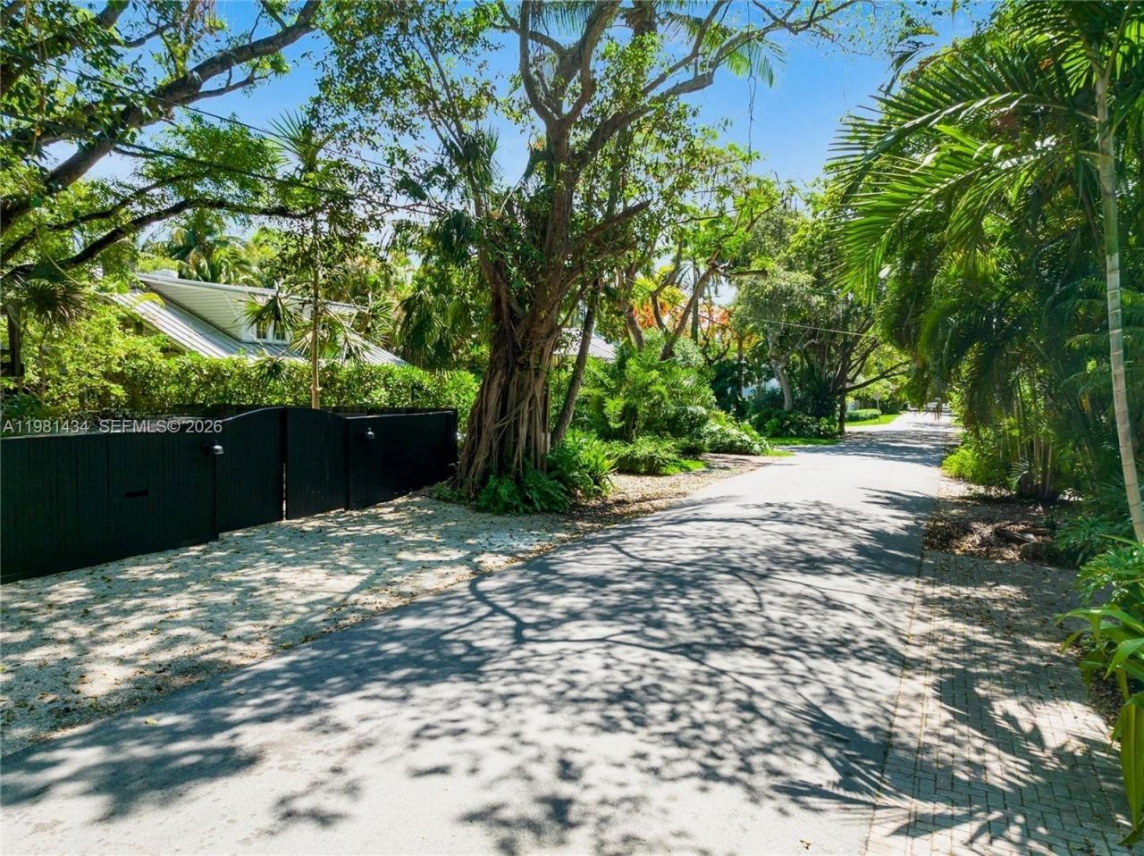 3558 Royal Palm Ave , Miami, FL 33133 Photo