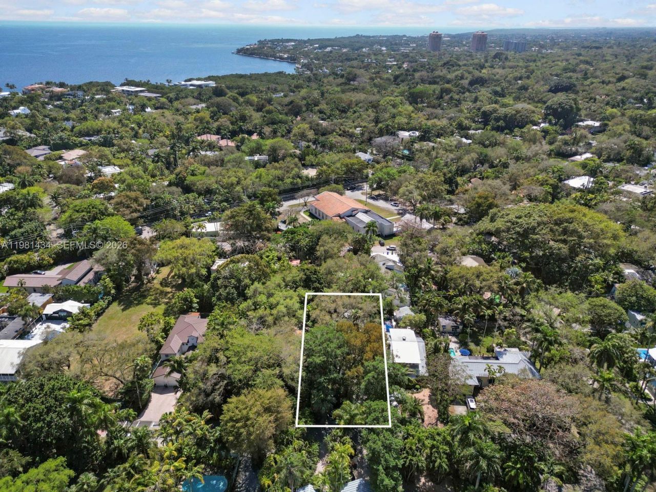 3558 Royal Palm Ave , Miami, FL 33133 Photo