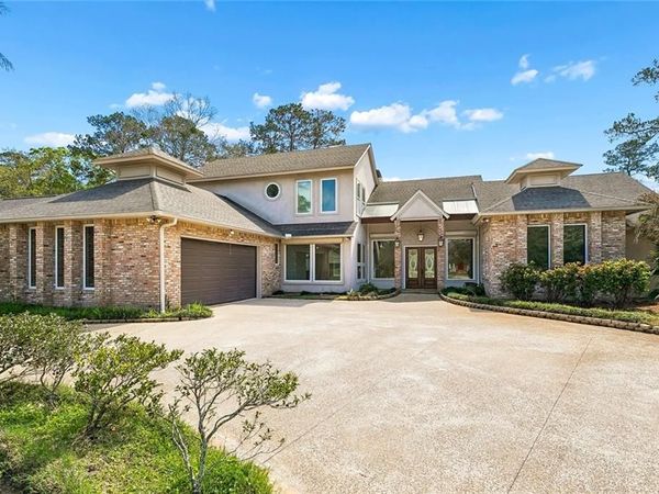 744 BOCAGE Lane , Mandeville, LA 70471