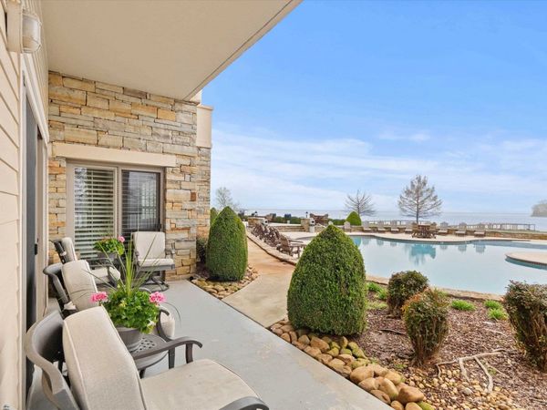 12100 Two Rivers Dr, Athens, AL