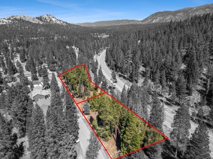 1685 Arapahoe St, South Lake Tahoe, CA 96150 Photo
