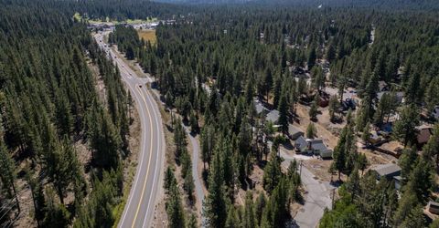 1685 Arapahoe St, South Lake Tahoe, CA 96150 Photo