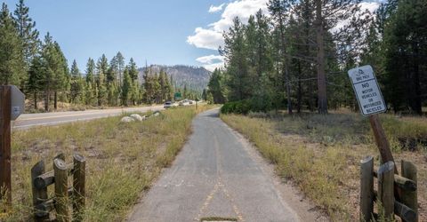 1685 Arapahoe St, South Lake Tahoe, CA 96150 Photo