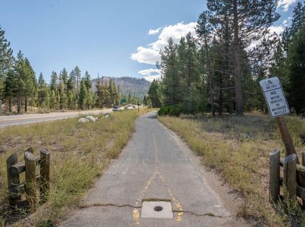 1685 Arapahoe St, South Lake Tahoe, CA 96150 Photo