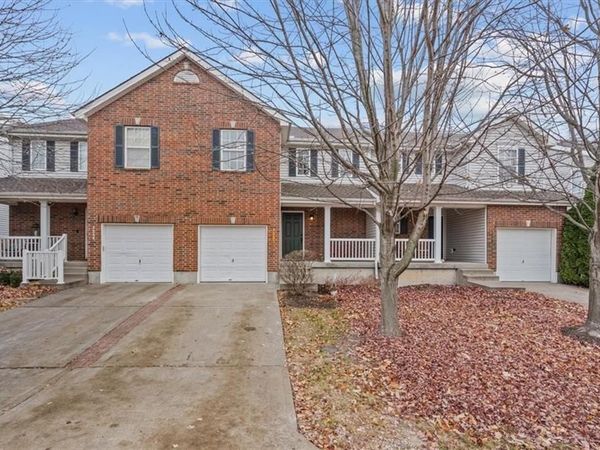 1232 SW WYSTERIA Drive, Lee's Summit, MO 64082