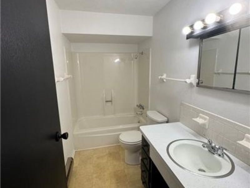 248 Glenside Court, Unit 250, Trotwood, OH 45426 Photo 10