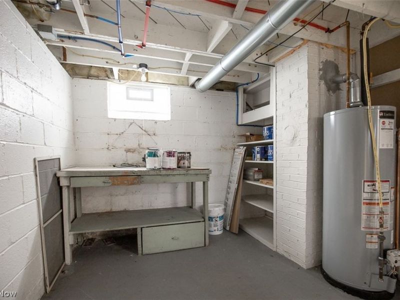 20021 Green Oak Drive, Euclid, OH 44117 Photo 28