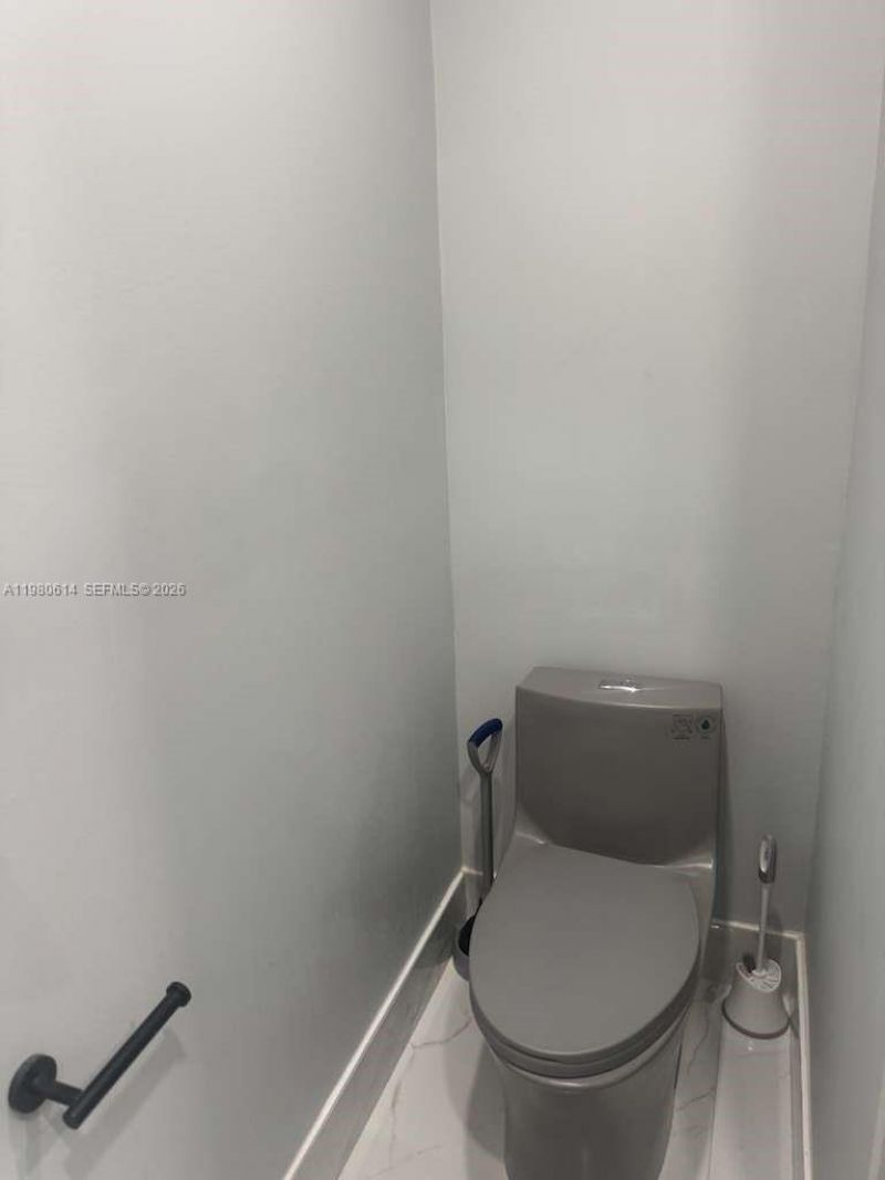 1001 NW 148th St , Unit 1001, Miami, FL 33168 Photo