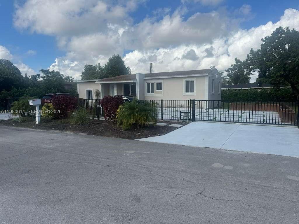 1001 NW 148th St , Unit 1001, Miami, FL 33168 Photo