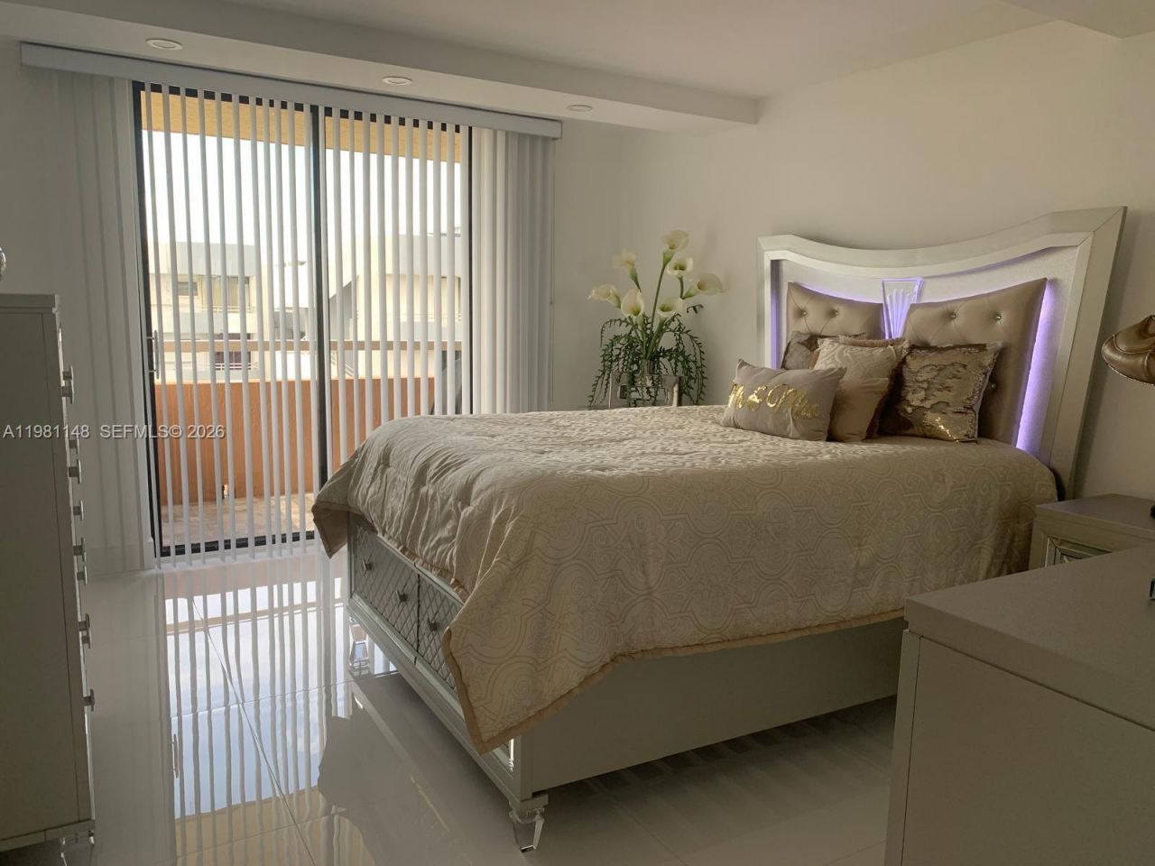 8101 Byron Ave , Unit 509, Miami Beach, FL 33141 Photo