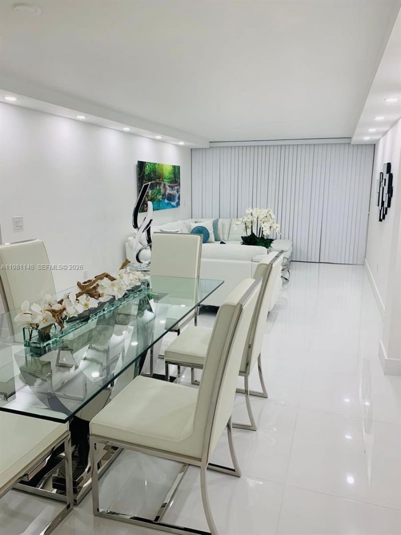 8101 Byron Ave , Unit 509, Miami Beach, FL 33141 Photo