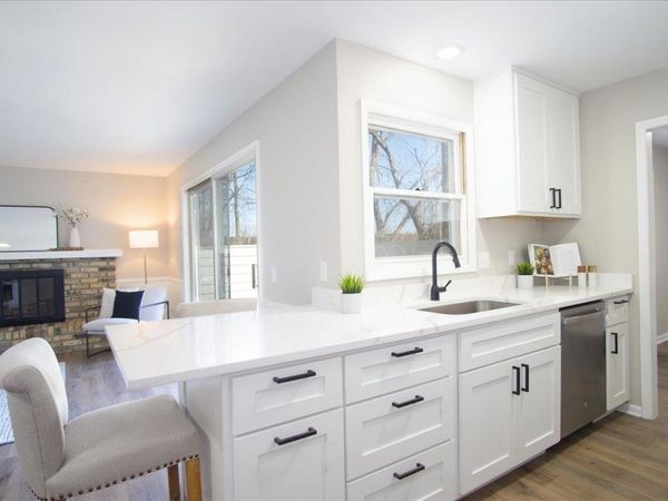 30 Whitcomb Circle, Unit 100, Madison, WI 53711