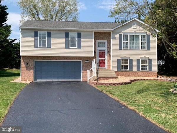 13111 HYACINTH COURT, HAGERSTOWN, MD 21742