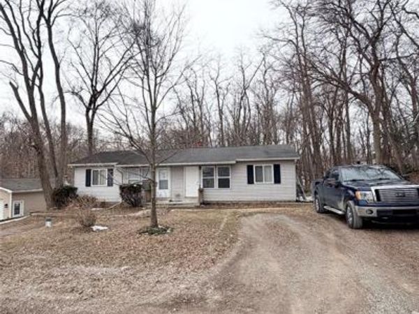 6279 Buckshore Drive Drive , Hamburg Twp, MI 48189